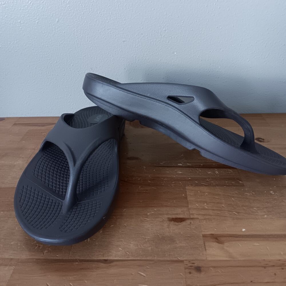 HUHV Advanced Comfort & Recovery Sandals Men’s 11/Women’s 13